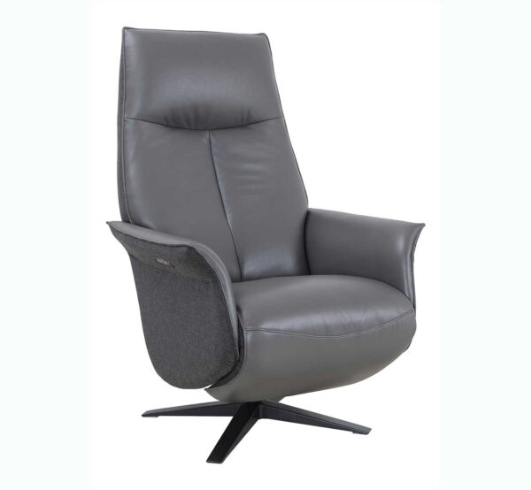 Fauteuil relax en tissu gris. Le pied est en étoile